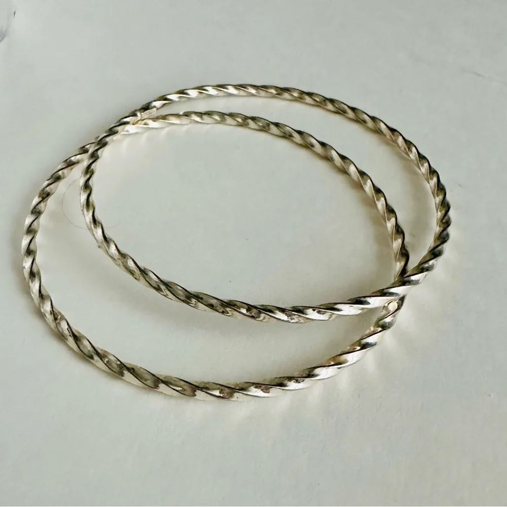 Twin Sterling Silver Dainty Twisted Bangle Bracelets, Signed FAS 925, 9g - Picture 2 of 7